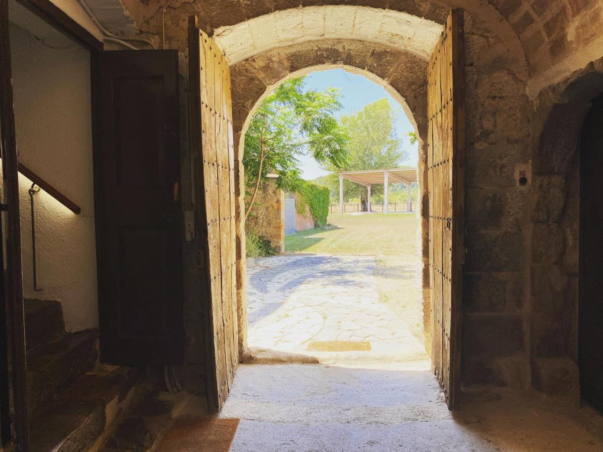 Cal Robusto, Apartament In Masia With Horses Siurana  Экстерьер фото