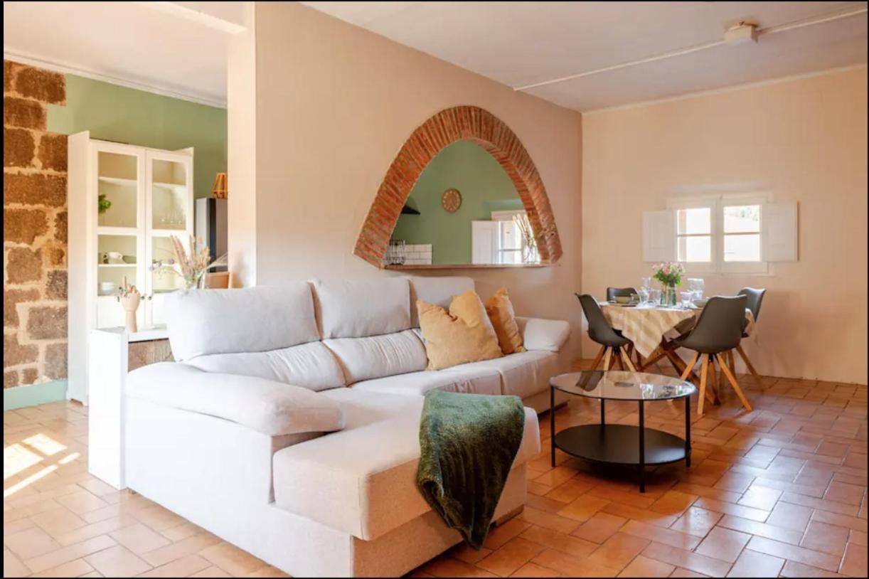 Cal Robusto, Apartament In Masia With Horses Siurana  Экстерьер фото
